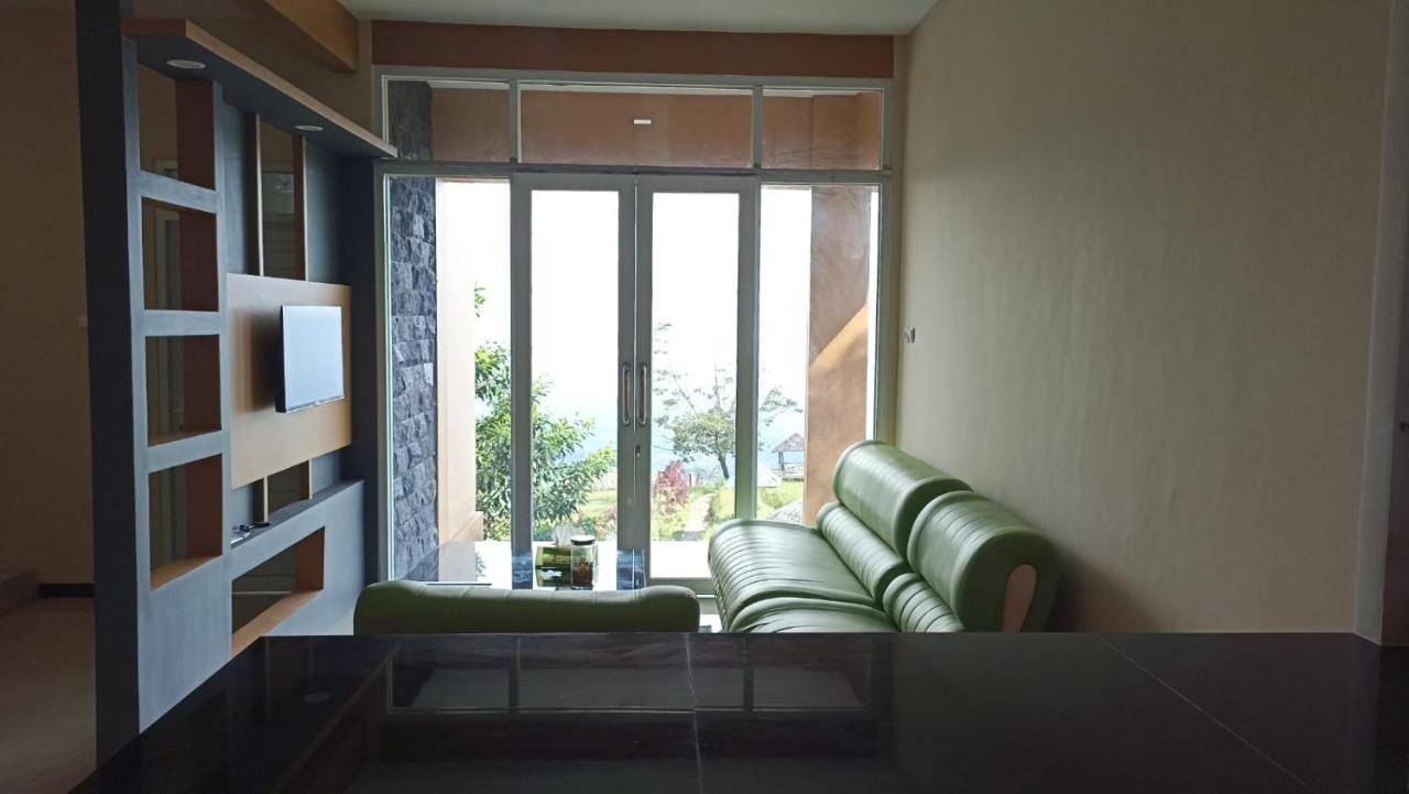 Pojok Kahyangan Homestay And Cabin Kejajar Esterno foto